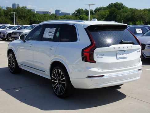 New 2026 Volvo XC90 B6 Plus w/ Protection Package Premier AWD/4WD image 5