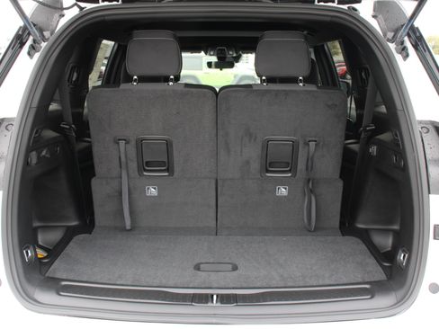 New 2025 Jeep Grand Cherokee L Laredo image 25