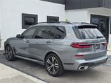 Used 2025 BMW X7 xDrive40i w/ M Sport Package image 3