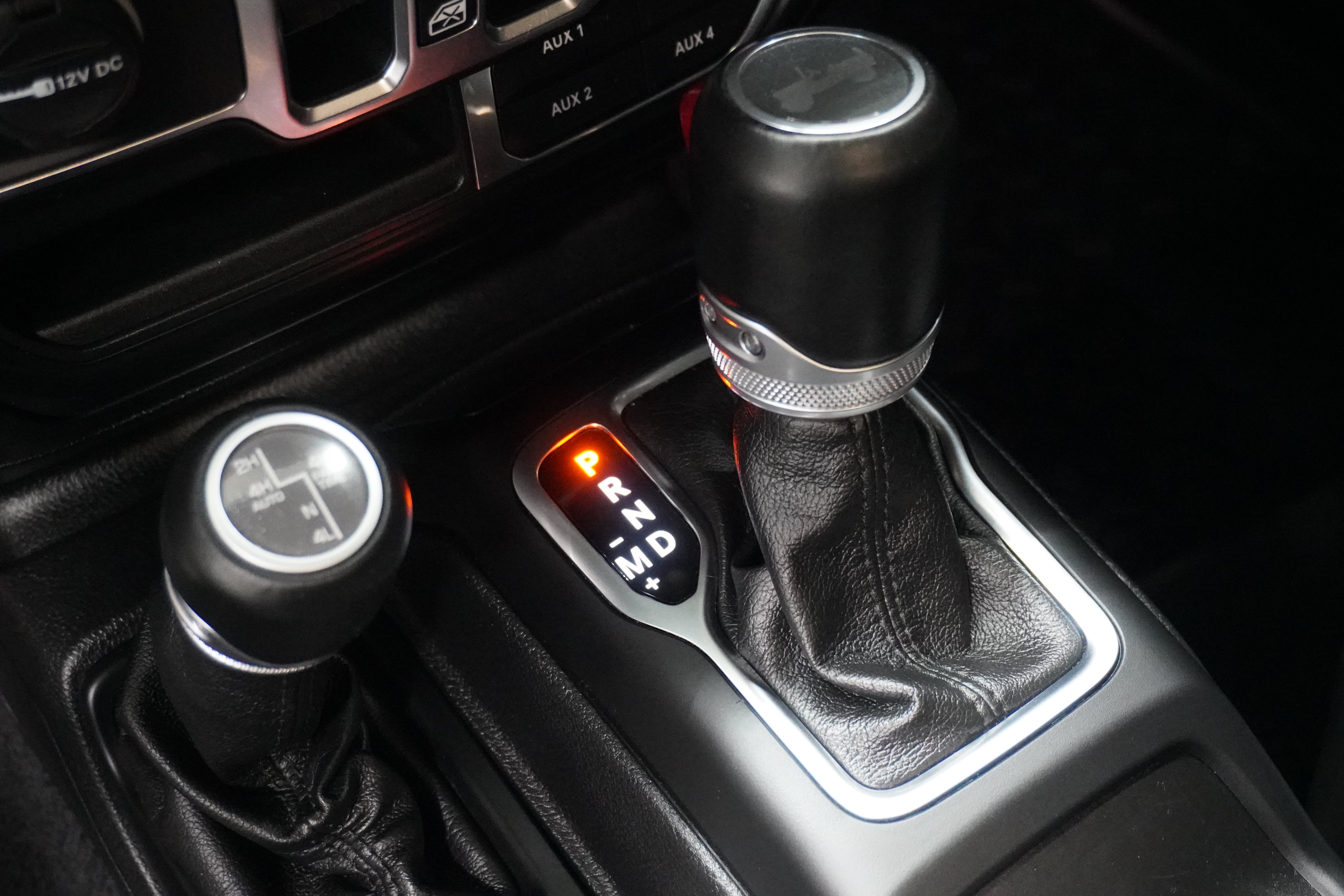 Used 2021 Jeep Wrangler Unlimited Sahara AWD/4WD image 26