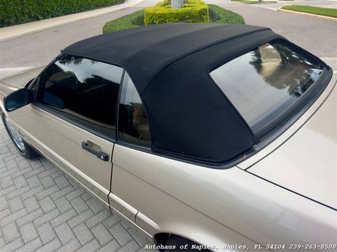 Used 1993 Cadillac Allante FWD image 9