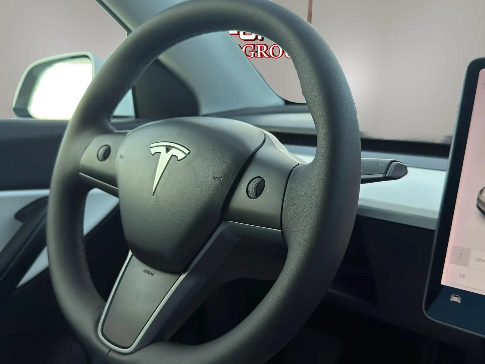 Used 2022 Tesla Model Y Long Range AWD/4WD image 20