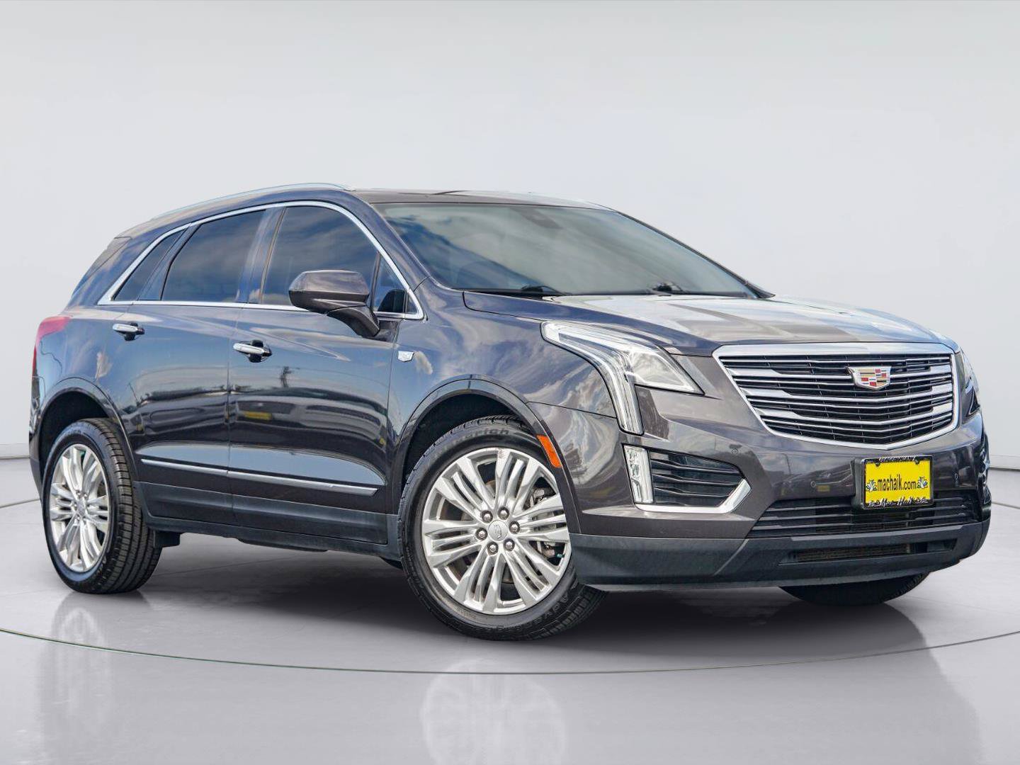 Used 2018 Cadillac XT5 Premium Luxury AWD/4WD image 1