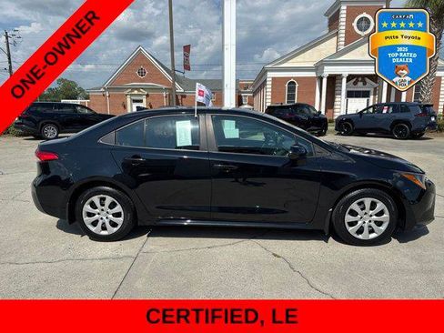 Certified 2025 Toyota Corolla LE FWD image 4