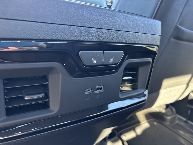 New 2026 GMC Sierra 2500 AT4 w/ AT4 Premium Plus Package AWD/4WD image 20