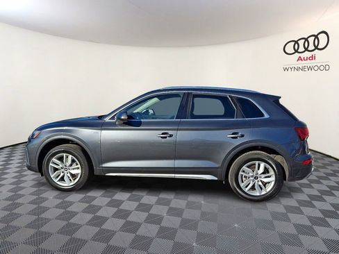 Used 2023 Audi Q5 2.0T Premium w/ Convenience Package image 6
