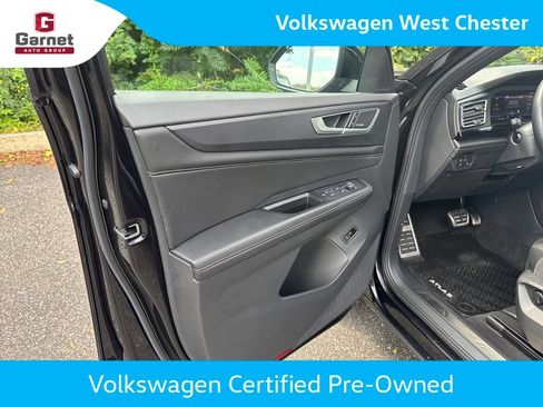 Certified 2024 Volkswagen Atlas Cross Sport SEL Premium R-Line AWD/4WD image 11