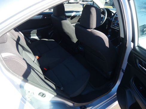 Used 2018 Subaru Legacy 2.5i Premium w/ Eyesight & BSD & Rcta & HBA image 23