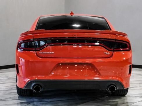 Used 2020 Dodge Charger R/T RWD image 9