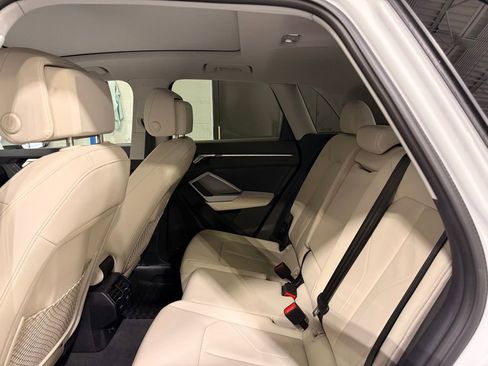 Used 2023 Audi Q3 2.0T Premium w/ Convenience Package image 11