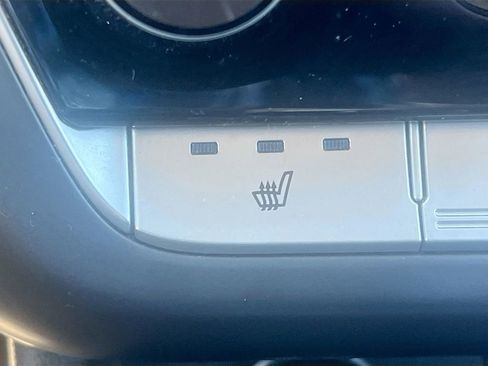 Used 2018 Hyundai Sonata SEL w/ Winter Weather Package image 21