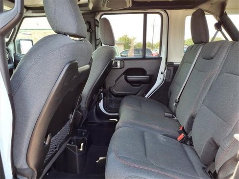 Certified 2024 Jeep Wrangler Unlimited Rubicon image 14