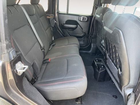 Used 2019 Jeep Wrangler Unlimited Rubicon image 28