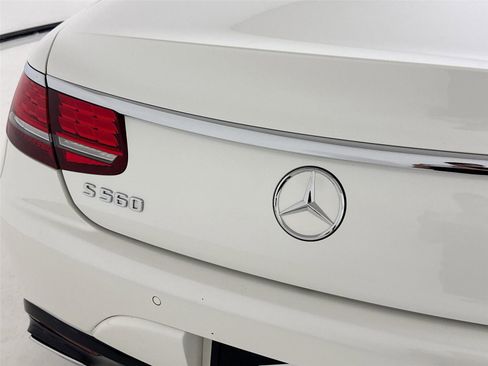 Used 2019 Mercedes-Benz S 560 Cabriolet image 35