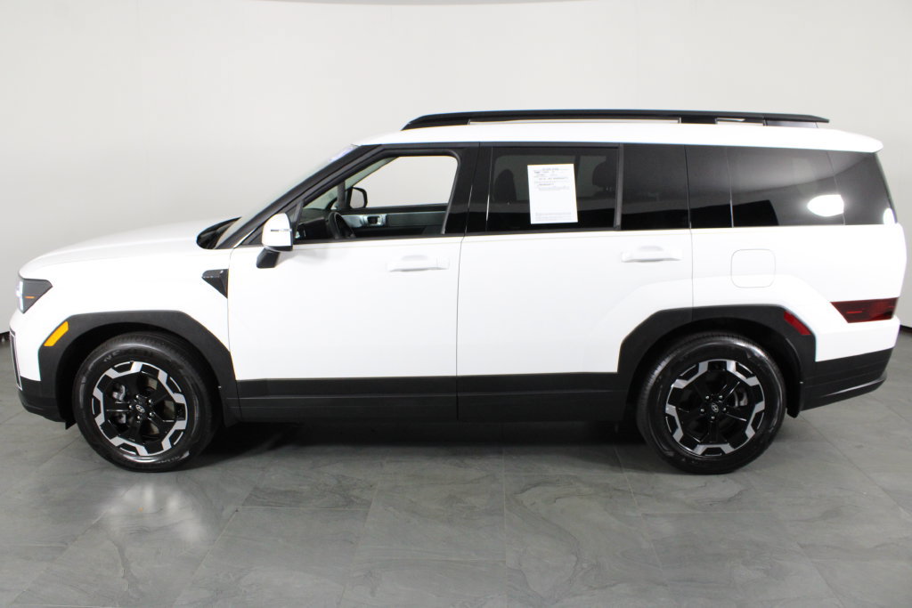 Used 2026 Hyundai Santa Fe SEL FWD image 14