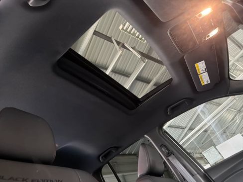 Used 2024 Honda Ridgeline Black Edition image 16