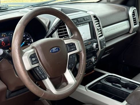 Used 2017 Ford F250 King Ranch w/ King Ranch Ultimate Package AWD/4WD image 17