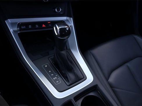 Used 2022 Audi Q3 2.0T Premium Plus image 26