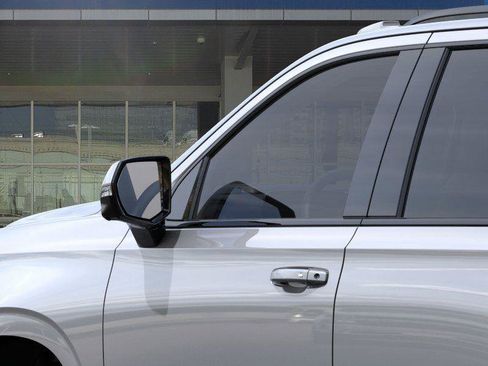 New 2026 Chevrolet Tahoe RST w/ Comfort Package AWD/4WD image 12