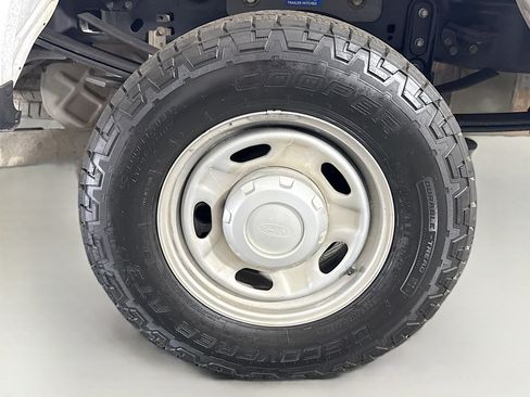 Used 2023 Ford F250 XL w/ XL Driver Assist Package image 32