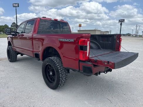 Used 2025 Ford F250 Lariat w/ Lariat Ultimate Package AWD/4WD image 4