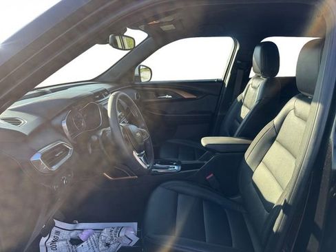 Used 2022 Chevrolet TrailBlazer ACTIV w/ Technology Package image 10
