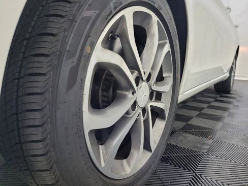 Used 2016 Mercedes-Benz C 300 4MATIC Sedan image 31
