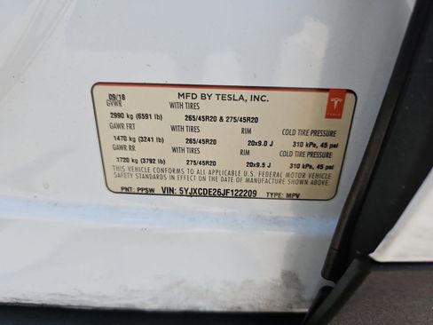 Used 2018 Tesla Model X 75D image 9