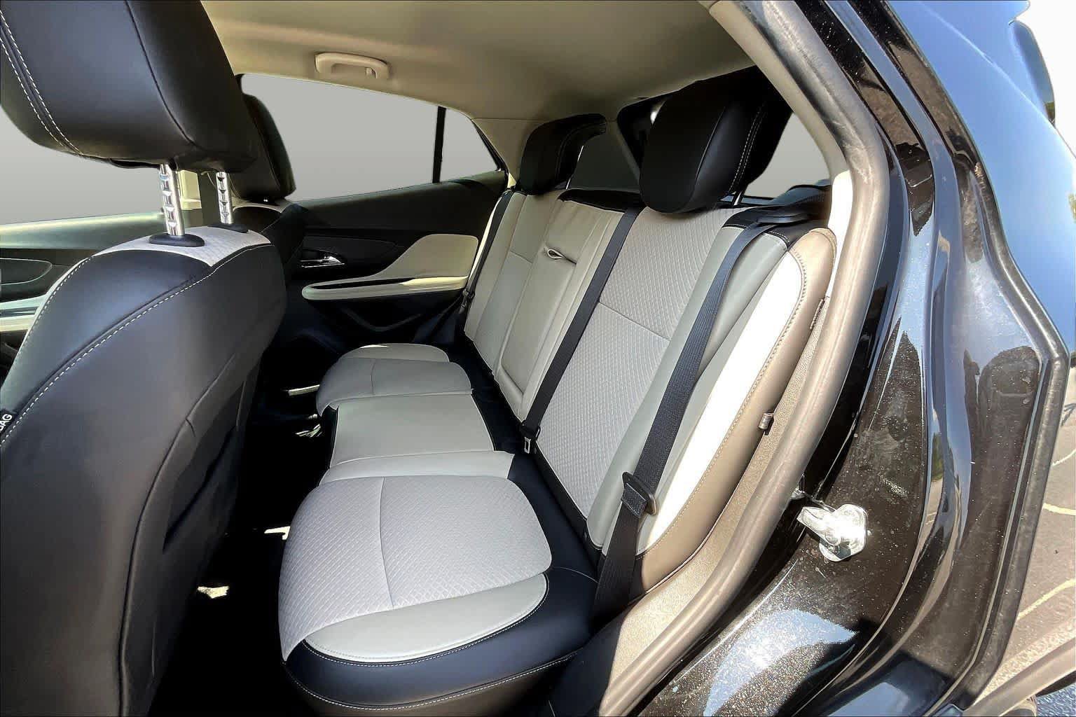 Used 2019 Buick Encore Preferred FWD image 19