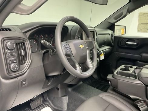 New 2025 Chevrolet Silverado 1500 W/T image 11