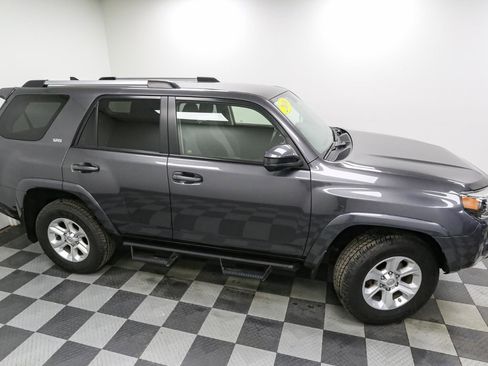 Used 2019 Toyota 4Runner SR5 image 5