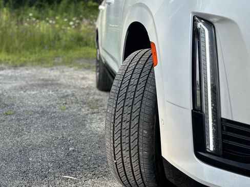 Used 2021 Cadillac Escalade Sport w/ Driver Assist Tech Package image 12