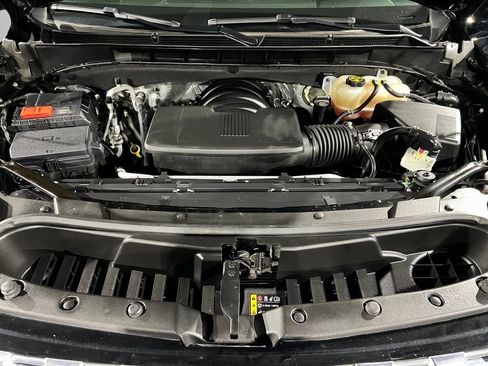 Used 2023 GMC Yukon XL Denali image 43