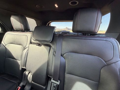 Used 2018 Ford Explorer Sport w/ Equipment Group 401A image 8