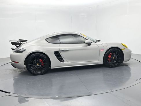 Used 2018 Porsche 718 Cayman S RWD image 8
