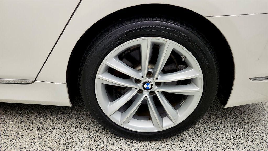 Used 2016 BMW 750i xDrive AWD/4WD image 9