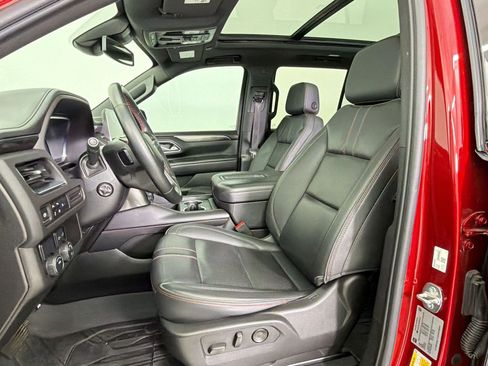 Used 2024 Chevrolet Tahoe RST w/ Luxury Package RWD image 5