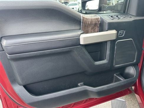 Used 2018 Ford F250 Lariat w/ Lariat Ultimate Package image 11