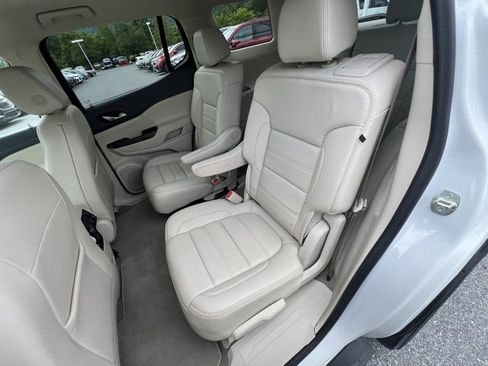 Certified 2023 GMC Acadia Denali w/ Denali Technology Package image 7