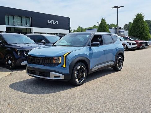 New 2027 Kia Seltos S FWD image 1