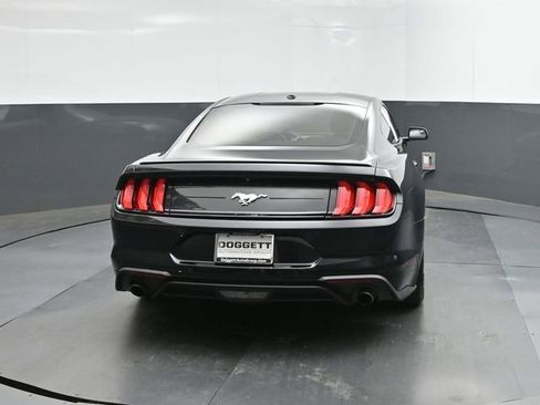 Used 2018 Ford Mustang Coupe w/ Equipment Group 101A image 8