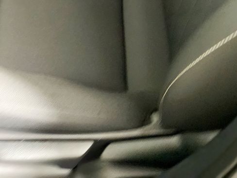 Used 2025 Toyota Corolla LE FWD image 15