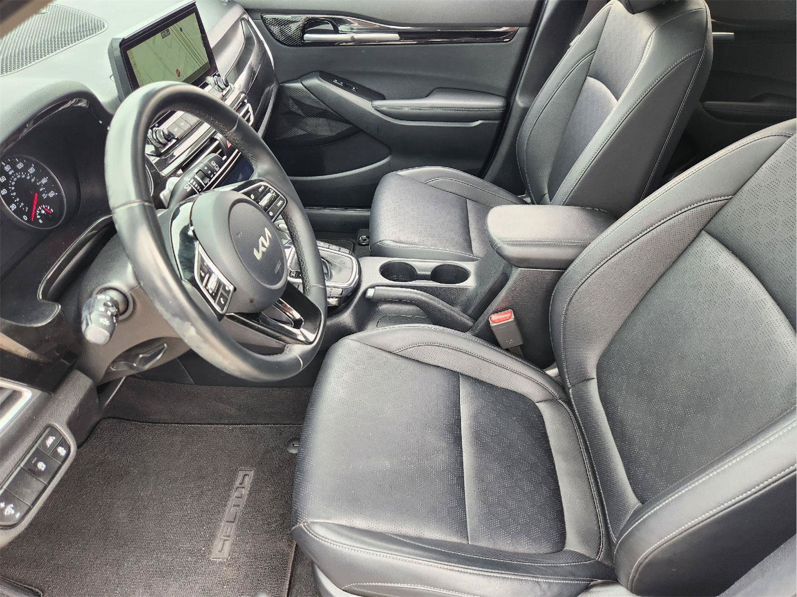 Used 2023 Kia Seltos EX AWD/4WD image 13