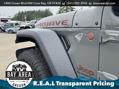 Used 2021 Jeep Gladiator Mojave AWD/4WD image 25