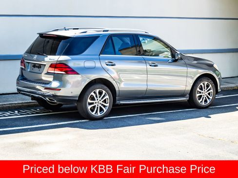Used 2018 Mercedes-Benz GLE 550e 4MATIC image 8