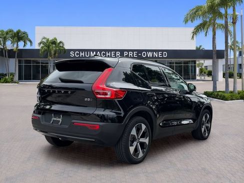 Used 2025 Volvo XC40 B5 Plus w/ Protection Package Premier AWD/4WD image 7