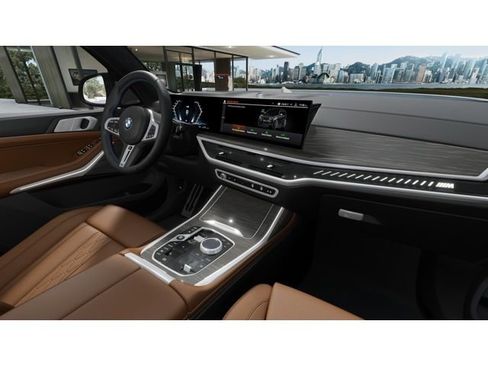 New 2026 BMW X7 M60i image 14