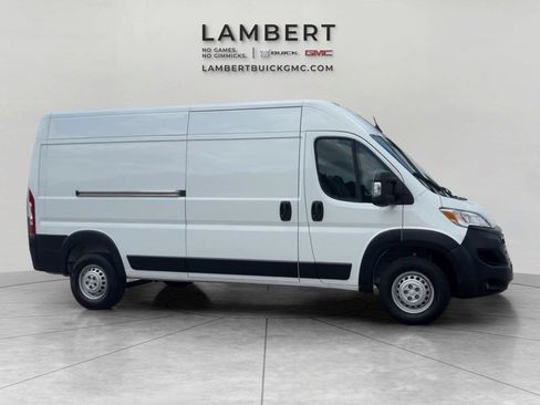 Used 2026 RAM ProMaster 2500 w/ Convenience Group FWD image 6