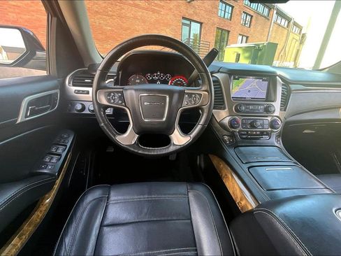Used 2016 GMC Yukon Denali w/ Open Road Package image 7