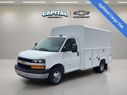 New 2025 Chevrolet Express 3500 w/ Power Convenience Package